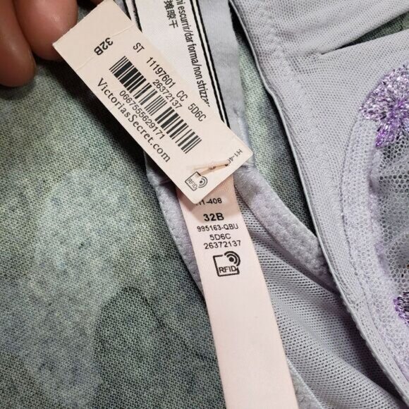 Victoria Secret Bra Womens 32B Purple Body By Victoria Unlined Demi Lace NWT‎ - Picture 8 of 10